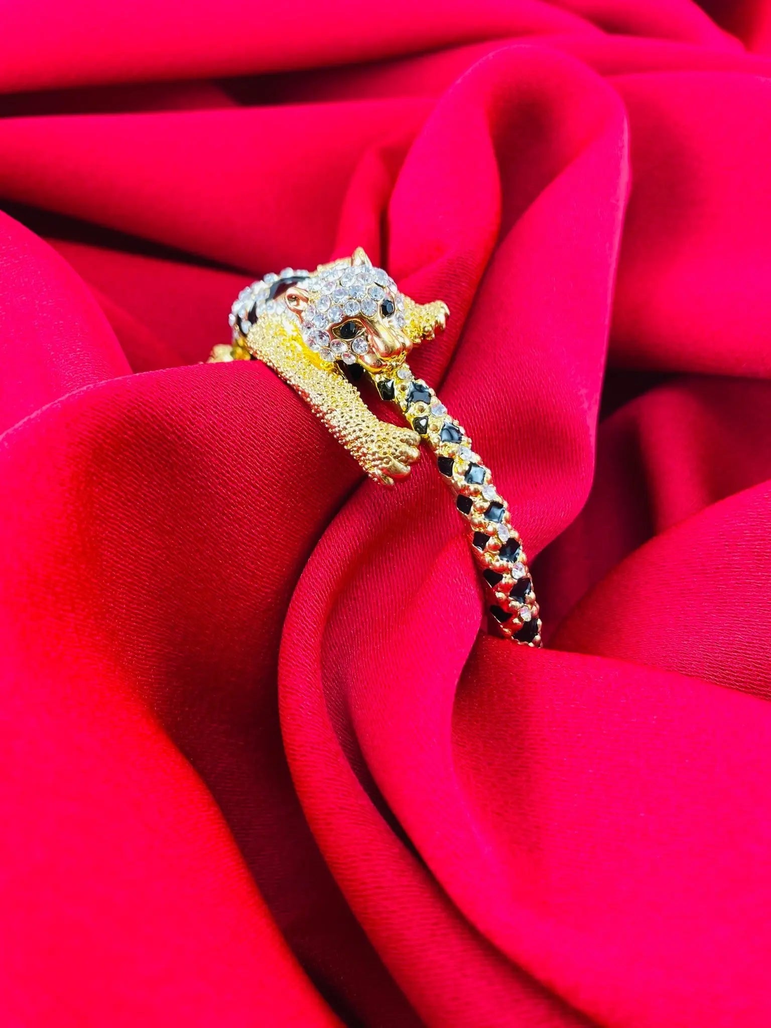 Leopard Jeweled Bracelet Product vendor