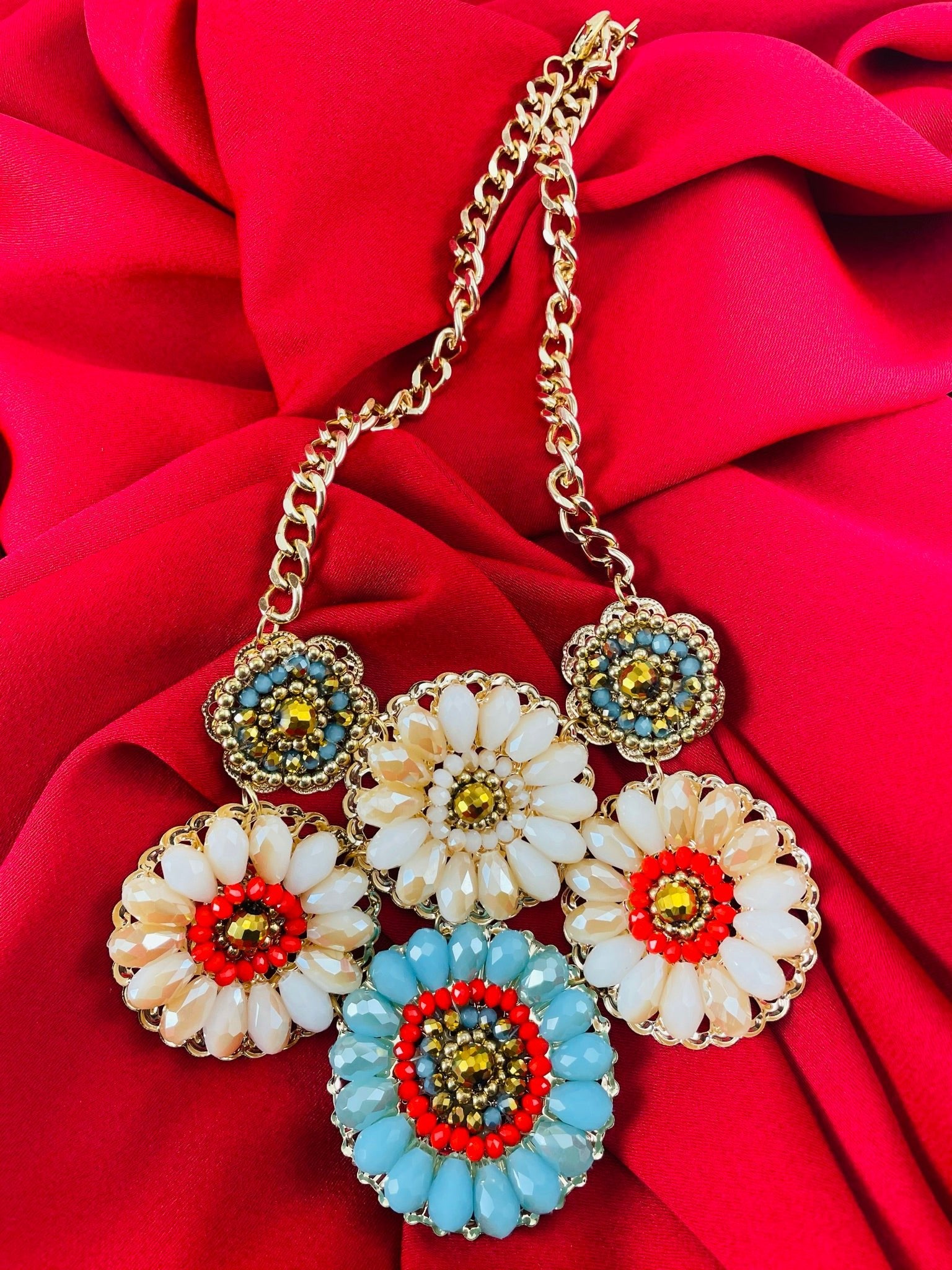 Daisy Bib Necklace