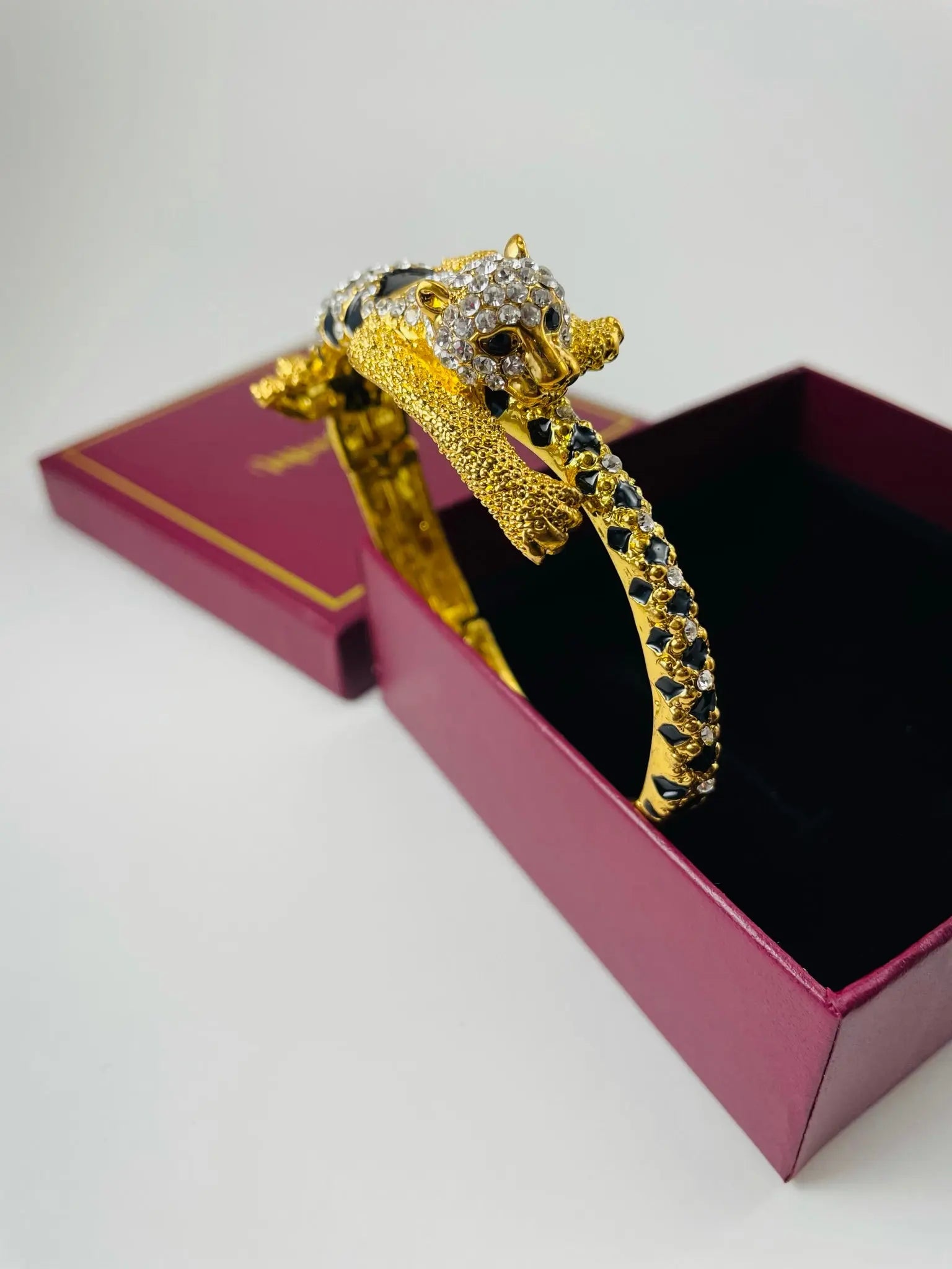 Leopard Jeweled Bracelet Product vendor