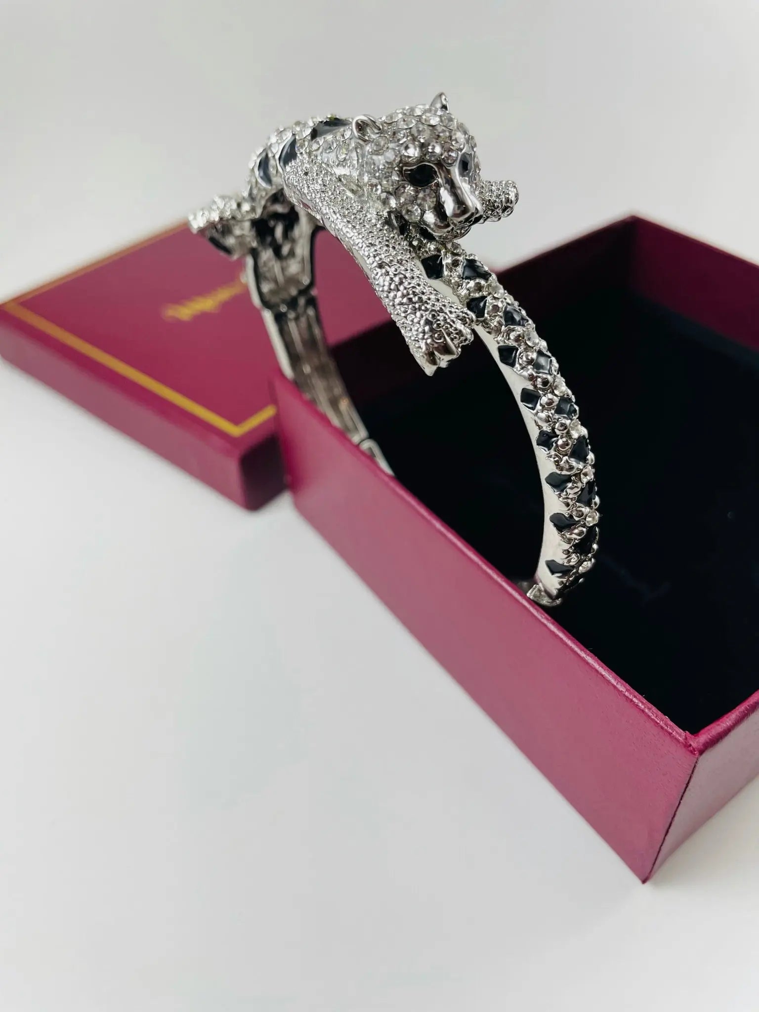 Leopard Jeweled Bracelet Product vendor